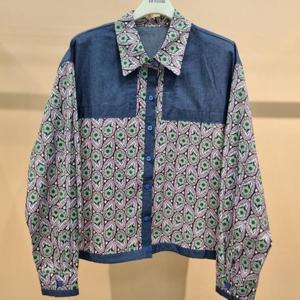 라티움 HC34 봄 품편한 청배색꽃문양패턴 루즈핏블라우스셔츠 T2613bl22