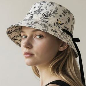 [헤지스] 네이비 플라워 버킷햇 HIHE6E019N2