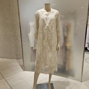 프리미엄 블랙라벨 올오버레이스 겉가운 (GW8266E)