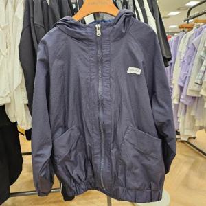 컬리수 HC33 레터링후드바람막이 C252JM250P