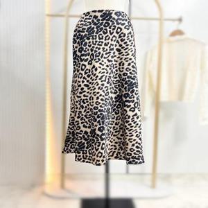 [스타일리쉬바이피클]샤틴 실키 호피 롱 스커트 LSD9SK08CN1