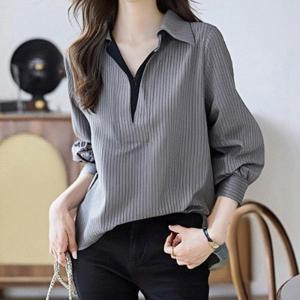 [패션시그널] 레이어드 셔츠와이넥 스트라이프 블라우스 D6108B