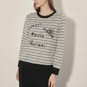 [올리비아로렌]MG01 레터링 자수 티셔츠 VVCAL4F8361