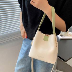 데일리 여성 가방 숄더 크로스백 하객 여행 핸드폰 WE388E6