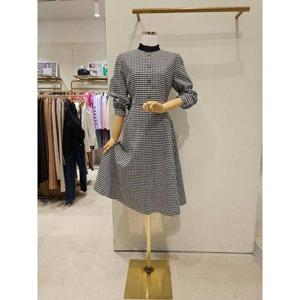 갤러리아_[SI]하운드투스 레이스넥 플레어 원피스(SYJ1511OO)