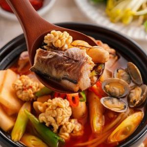 [단짠예찬] 오션쉐프 한가득 해물 동태탕 800gx5팩(팩당소스100g동봉)