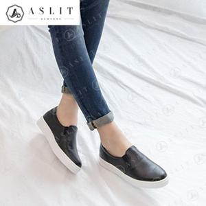 [애슬릿] 발편한 여성 베이직 통굽 슬립온 운동화 3cm