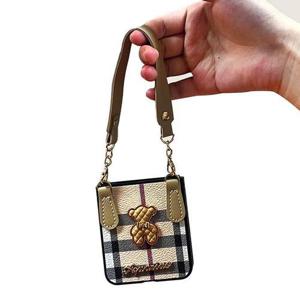 패턴 체크 핸드케이스 갤럭시Z플립7 6 5 4 3