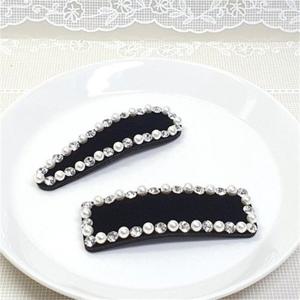 [이쁜] 큐빅벨벳 똑딱핀 헤어핀