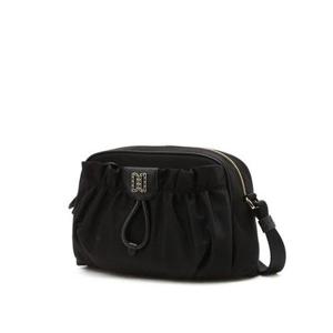 갤러리아_DCBA6E346BK 닥스 블랙 DD장식 셔링 포인트 나일론 크로스백