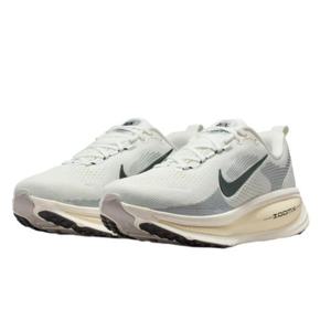 [국내매장판] 나이키 보메로 18 서밋 화이트 코코넛 밀크 엑스트라와이드 IF0515-103