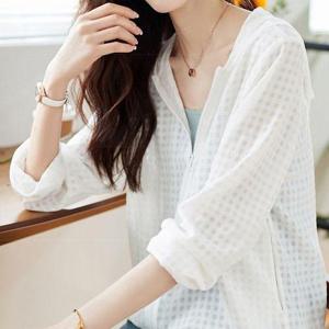 [블랙퀸]펀칭시스루 바람막이점퍼 blk001429