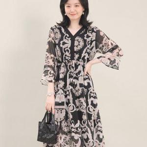 [애비뉴투지]엄마옷 부띠끄 프린트 브이 쉬폰 시스루 여성 봄 여름 칠부 9부 롱 원피스 K05422