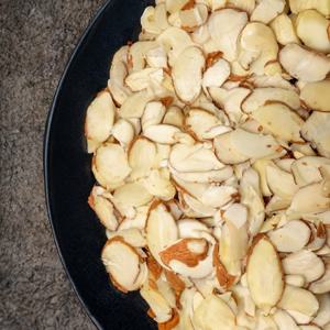 굿모닝너츠 아몬드슬라이스 1봉/총800g내외