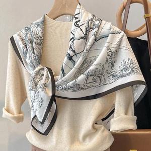 에밀리 스카프 여성 간절기 미니 방도 사각 쁘띠 머플러