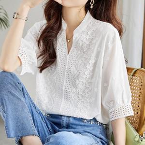 ★홈앤특가★[블랙퀸] 입체플라워 펀칭소매 블라우스 blk003547