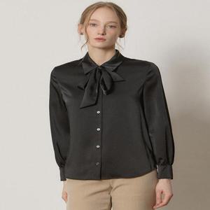 [리스트][리스트(LIST)] 홀리데이 에디션 새틴 타이 블라우스 (택가격178000원)