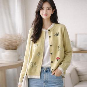 [패션시그널] 쁘띠배색자수니트가디건 FS2302750