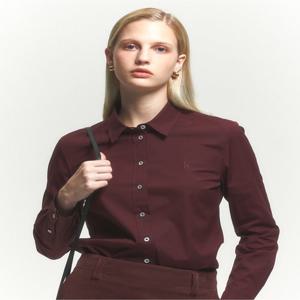 헤지스 여성 [스테디셀러] 브라운 코튼스판 슬림핏 긴소매 셔츠 (WSSH4DC78W2)