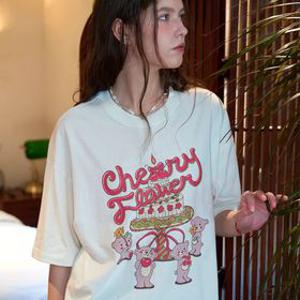 테디스 케이크 반팔티 크림