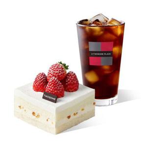 [투썸플레이스] 떠먹는 화이트 스초생 + 아메리카노 R