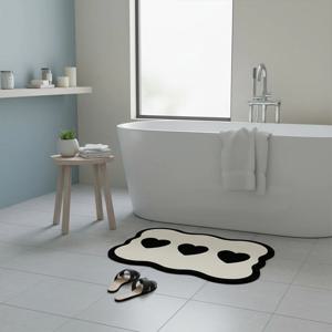 귀여운 빨아쓰는 깨지지 않는 두꺼운 하트 규조토 발매트