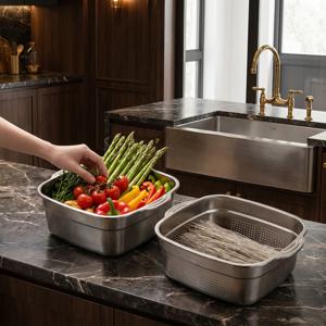 올인원 조리가능 스테인리스 대용량 밀폐 보관 용기 (5600ml+사각타공채반+뚜껑 구성)