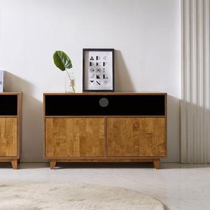 안정감 있는 굵은 다리 고무나무 와이드 모던 협탁 800 쇼파 오브제 고급