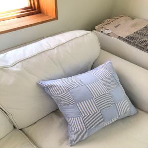 스카이블루 패치워크 쿠션 45x45 patchwork