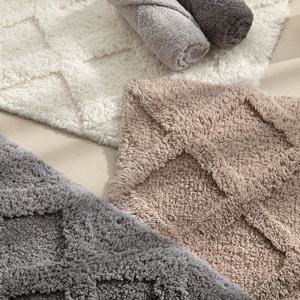 릴리프 다이아 도톰한 순면 욕실 발매트 세탁가능 북유럽 감성 매트