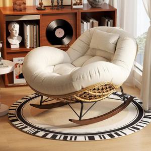 [해외] 편안한 북유럽 1인용 안락소파 흔들의자