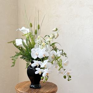 화이트 에테르 호접란 프리틸리아 라그라스 조화 꽃다발