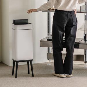 자동센서 스마트 쓰레기통 오존살균 휴지통 슬릿형 26L 화이트