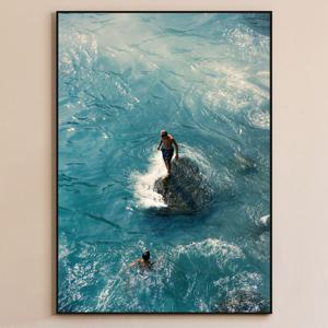 바다수영하는 소년들 여름 추억 휴양지 예쁜 바다 풍경 사진 포스터