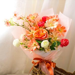 라넌큘러스 조화 성묘 꽃다발