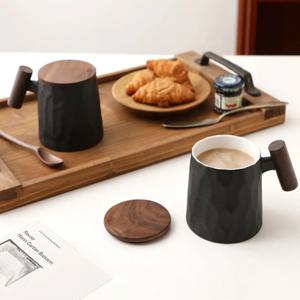 고원 계수나무 머그컵 350ml 우드 리드 도자기 머그잔 블랙
