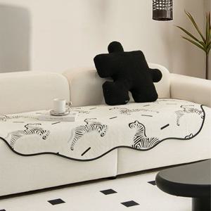 [해외] 북유럽 말 비정형 소파패드 사계절 쇼파패드 매트 덮개 커버 2인/3인/4인