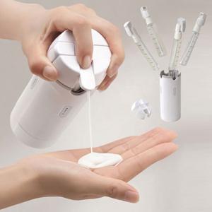 트래블보틀 올인원 디스펜서 샤워보틀 4in1 여행용 휴대용 화장품 샴푸 공병 기내반입