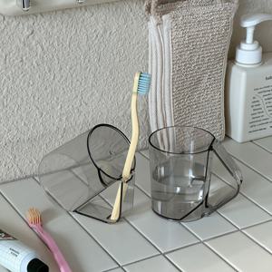 거꾸로 양치컵 물고임 없는 욕실컵 칫솔꽂이 거치대 칫솔컵