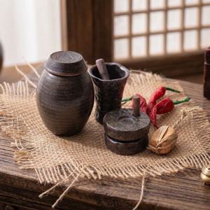 한옥 마을 항아리 미니어처 세트 (받침 포함)