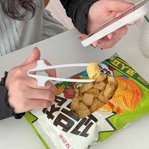 손가락 과자 집게 게이밍 스낵 젓가락