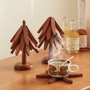 호두나무 냄비받침트리 테이블워머 트리받침대 라탄 인덕션보호 크리스마스