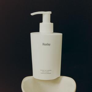 고보습 살냄새 퍼퓸 바디로션 300ml 택1