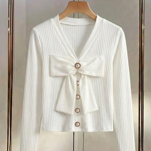 TEMU 여성용 화이트 리본 비즈 탑, V넥, 골지 디자인, 핏되는 숏 스타일, 우아한 가을/겨울 데이트 또는 출퇴근에 완벽, 긴소매