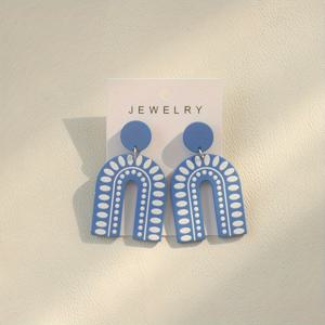 TEMU 여성용 보호-시크 화이트 폴카 도트 & 블루 U자형 아크릴 드롭 귀걸이 1쌍 - 스테인리스 스틸 후크, 휴가 파티 및 축제에 이상적