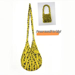 TEMU 신상 매직 버블 슬랜트 크로스백 - 대용량 수축형 수납포켓, 튼튼한 핸들, 블랙 & 도트 접이식 디자인, 와이드 직사각형 /, 쇼핑, 여행, 일상용 (폴리에스터)