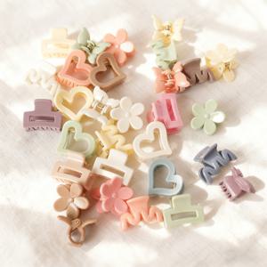 TEMU 30개 랜덤 혼합 단색 소형 헤어 클립 세트, 귀여운 꽃, 나비, 하트, 만화 패턴, 튼튼한 미끄럼 방지, 데일리, 사무실, 데이트, 휴가, 파티에 적합, 헤어 고정, 메이크업, 세척에 이상적