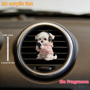 TEMU 귀여운 말테즈 강아지가 핑크색 후드티를 입고 휴대폰을 보는 2D 평면 디자인입니다. 자동차 에어 벤트 클립 장식으로 디자인되었습니다. '무향'이며, 향을 추가할 수 있는 무취 스펀지 패드 2개가 함께 제공됩니다. 이 아크릴 만화 O