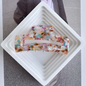 TEMU 빈티지 플로랄 헤어핀 아크릴 플레이트 헤어 그랩퍼 뒷머리 헤어 클로우 우아한 헤어핀 여성용 일상 매칭에 적합