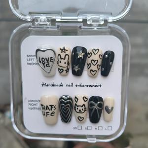 TEMU 10개의 수제 프레스온 네일, 흑백 몽환적인 네일 아트 세트, 귀여운 작은 토끼와 새끼 고양이 손그림 디자인, 손그림, 하트 모양 손그림 아트, 짧은 중간 길이 레이스 스타일 아크릴 네일, 네일 장식